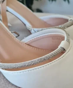 Buty na słupku, stan idealny, rozmiar 39