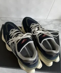 Buty New Balance 9060 roz 42 nowe