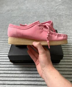 Clarks Originals Wallabee pink suede size 38 / 24 cm