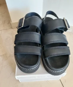 Clarks rozmiar 40 skóra naturalna