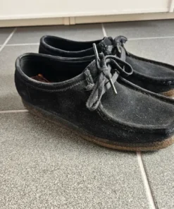 clarks wallabee