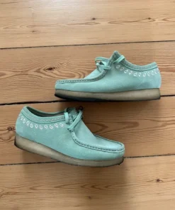 Clarks Wallabees