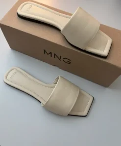 Cremevita sandaler