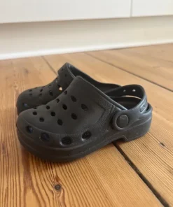 Crocks