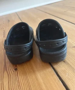 Crocks