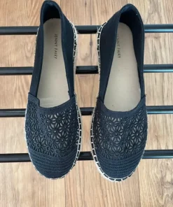 Czarne espadryle z haftem