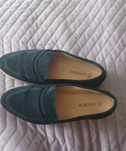 Czarne mokasyny Lasocki
