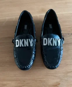 DKNY mokasyny buty 35