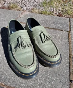 Dr.Martens Adrian Virginia läder-loafers med tofs