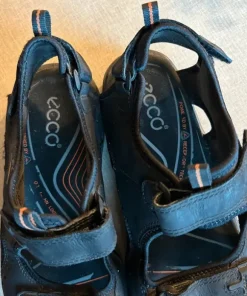 Ecco storlek 45