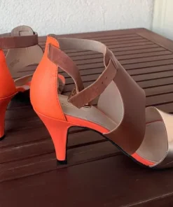 Eleganckie buty na szpilce vagabond