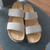Esprit klapki profilowane na korku r. 40