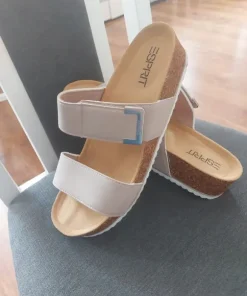 Esprit klapki profilowane na korku r. 40