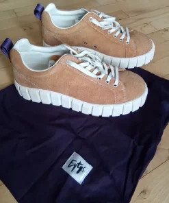 Eytys ruskind sneakers
