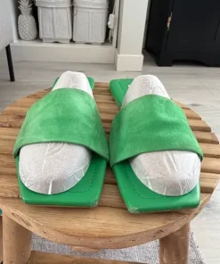 Gröna skor i skinn 40