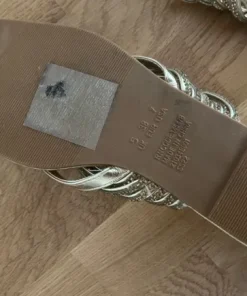 Guldiga flipflops 38
