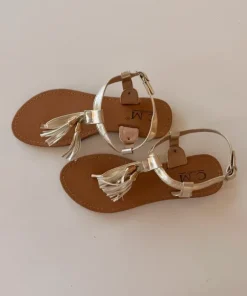 Guldiga sommar tofflor
