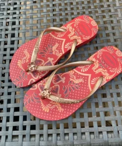 Havaianas Slim Floral Retro – Somriga flip-flops med guldblomma