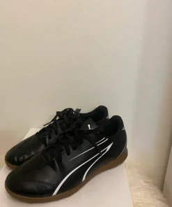 Helt nya fotbollsskor