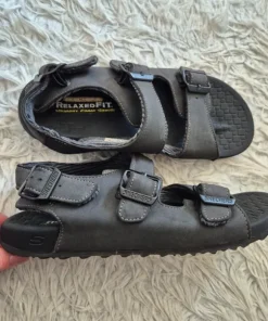 Herrsandaler från Skechers – strl 42