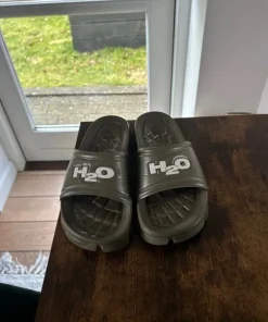 H2O sandaler
