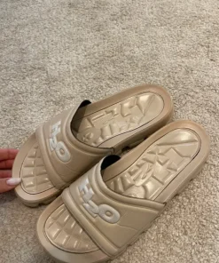 H2O sandaler