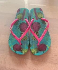 ipanema flip flops