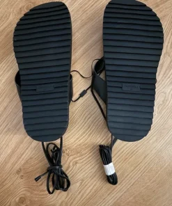 Japonki na podwyższeniu - Bershka - rozmiar 39