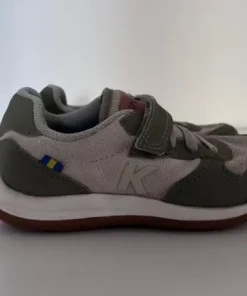 Kavat sneakers vårskor Halland WP strl 27
