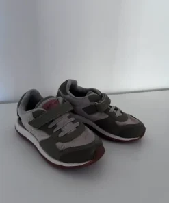 Kavat sneakers vårskor Halland WP strl 27