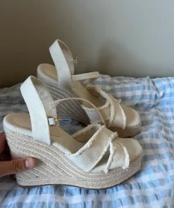 Klackskor 37 beige