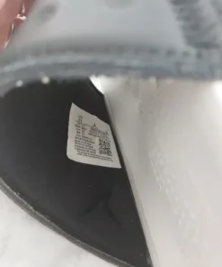 Klapki Jordan rozm 38,5