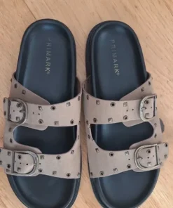 Klapki Primark 39
