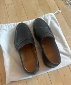 Loafers - Selected