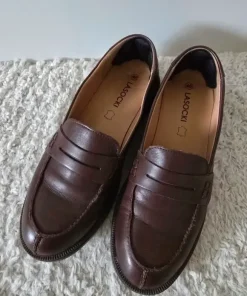 Loafers från Lasocki storlek 40