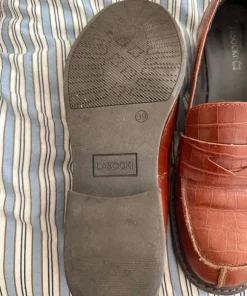 Loafers i skind