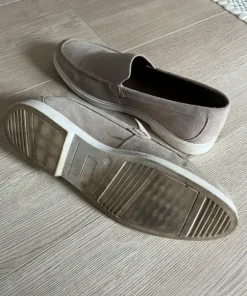 Loafers suede