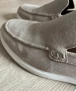 Loafers suede