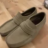 Lysebrune clarks