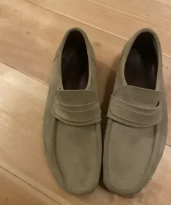 Lysebrune clarks