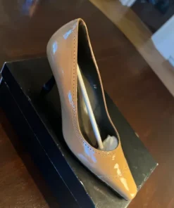 Miguel Argues heels