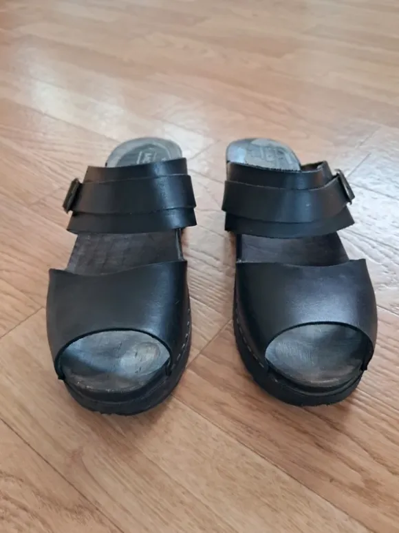 Moheda clogs