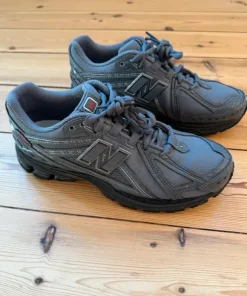 New balance 1906r