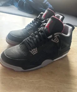 Nike Air Jordan 4