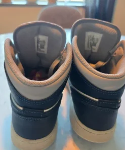 Nike Air Jordan 1 Mid – grå/vit/blå– strl 38