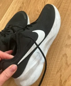 Nike air revolution