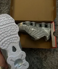 Nike shox Gray