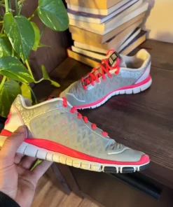 Nike Wmns Free TR Fit 2