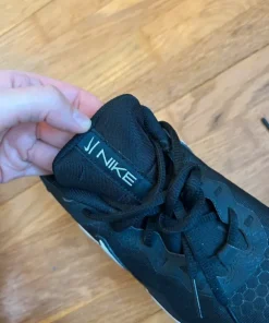 Nikeskor