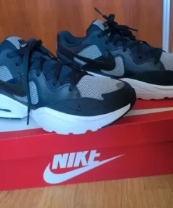Nowe buty Nike 46